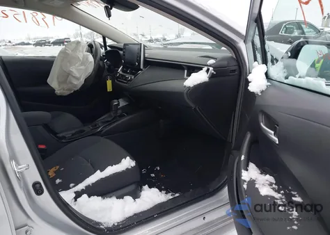 2021 Toyota Corolla Le z USA, uszkodzony, nr VIN 5YFEPMAE7MP174078